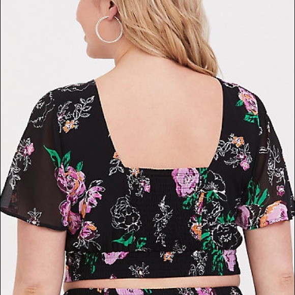 Torrid Floral chiffon sleeve crop top - Picture 6 of 8